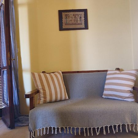 Niki'S Apartment อายิโอสนิโกลาโอส ภายนอก รูปภาพ