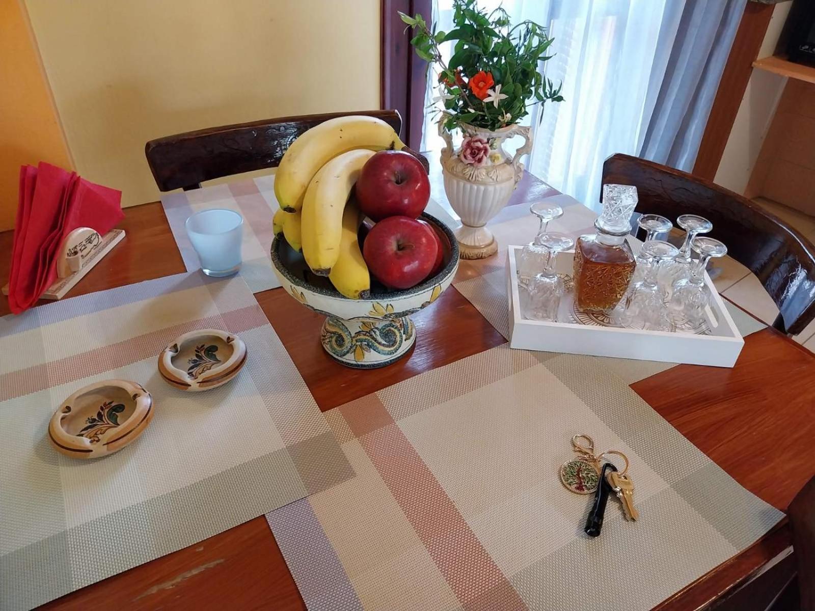 Niki'S Apartment อายิโอสนิโกลาโอส ภายนอก รูปภาพ